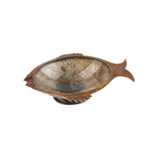 Lot 0104 <br/>An interesting Russian silver-gilt and quartzite from Belorechensk  tray in the form of a fish <br/>Estimate: 7000-9000€