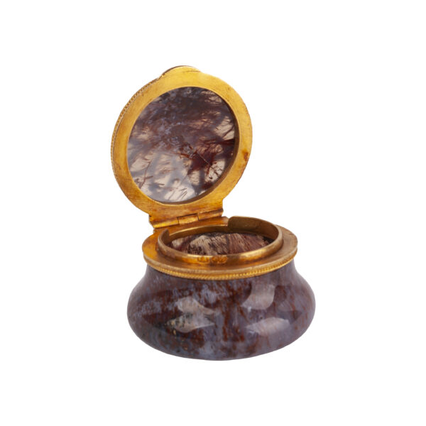 Lot 0115 <br/>A Russian gem-set, agate and golden mount bonbonniere <br/>Estimate: 3500-5000€ - Image 3