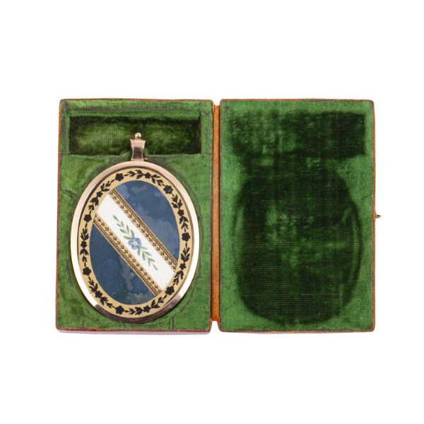 Lot 0124 <br/>A Russian gold and champleve enamel pendant with a portrait of Duke Peter Bagration <br/>Estimate: 3000-3500€ - Image 2