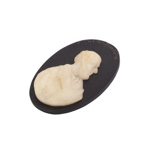 Lot 0125 <br/>A Russian cut marble and schist cameo with a bas-relief of St. Apostle Peter <br/>Estimate: 1200-1500€ - Image 4