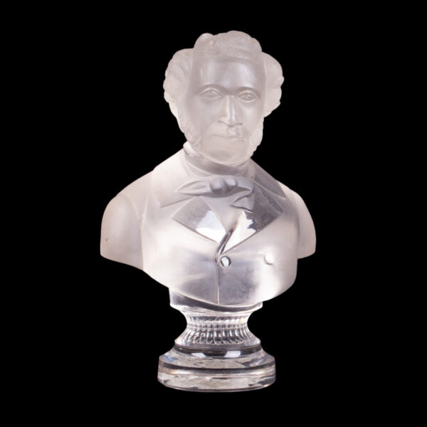 Lot 0138 <br/>A Russian seal in the shape of Alexander Pushkin <br/>Estimate: 10000-12000€