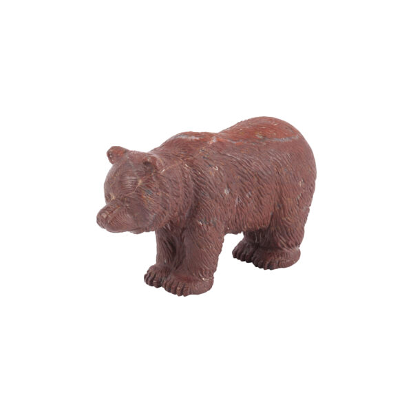 Lot 0149 <br/>A Russian jasper carved bear <br/>Estimate: 2000-3000€