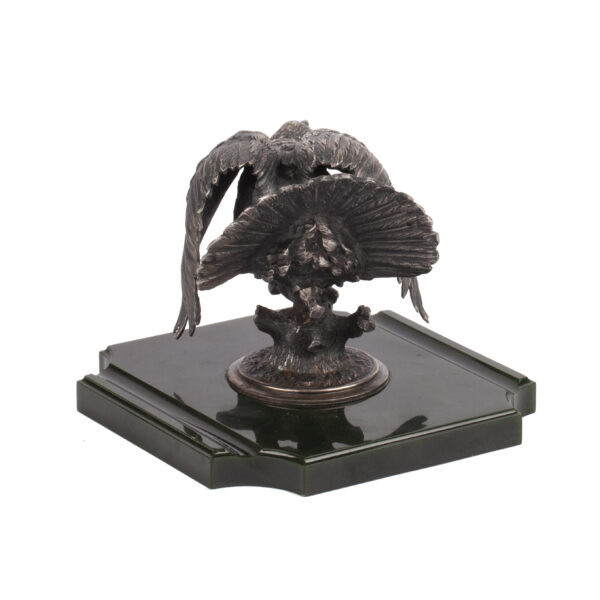 Lot 0154 <br/>A rare Faberge cast silver capercailzie with nephrite stand-pen holder <br/>Estimate: 10000-15000€ - Image 3