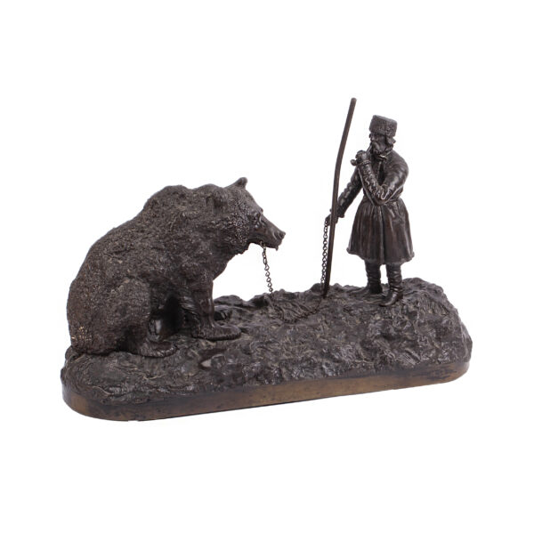 Lot 0016 <br/>A Russian bronze compostion "A Bear tamer" <br/>Estimate: 35000-45000€