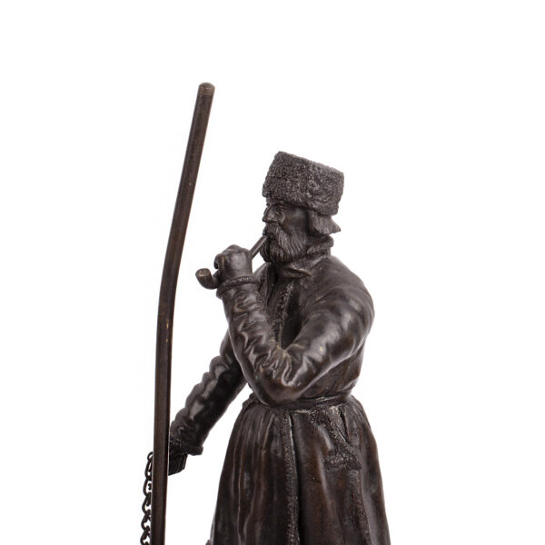 Lot 0016 <br/>A Russian bronze compostion "A Bear tamer" <br/>Estimate: 35000-45000€ - Image 2