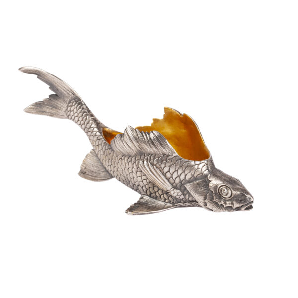 Lot 0181 <br/>A Russian cast silver-gilt salt cellar in the shape of a fish <br/>Estimate: 700-900€