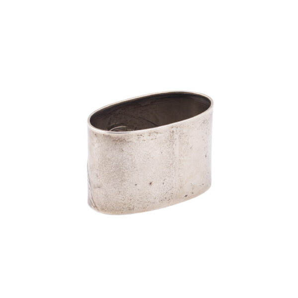 Lot 0182 <br/>A Russian cast silver napkin ring "Bogatyrskaya Zastava" <br/>Estimate: 250-300€ - Image 2