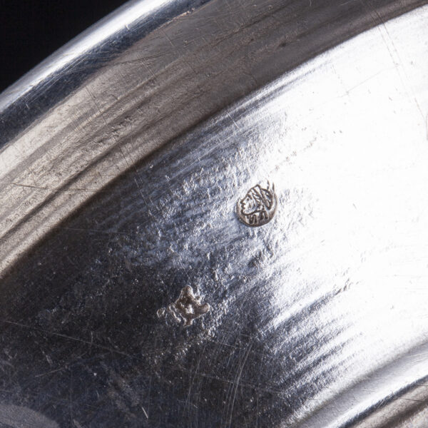 Lot 0188 <br/>A Russian silver goblet with floral engravings <br/>Estimate: 700-800€ - Image 5