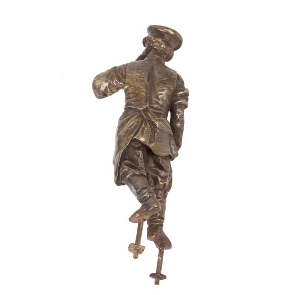 Lot 0021 <br/>A Russian bronze composition “Dancing peasant” <br/>Estimate: 600-800€ - Image 3