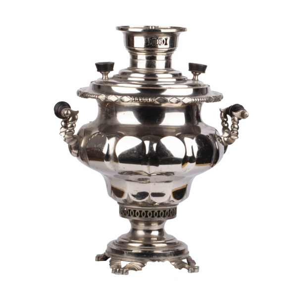 Lot 0259 <br/>A Russian brass samovar with stamps. Batashev Brothers <br/>Estimate: 800-1000€ - Image 2