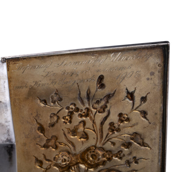 Lot 0025 <br/>A Russian silver-gilt cigar box "Flowers bouquette" <br/>Estimate: 4000-5000€ - Image 6