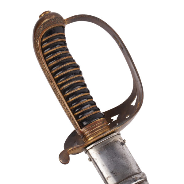 Lot 0306 <br/>A Latvian Model 1923 artillery officer’s sword <br/>Estimate: 7000-9000€ - Image 2