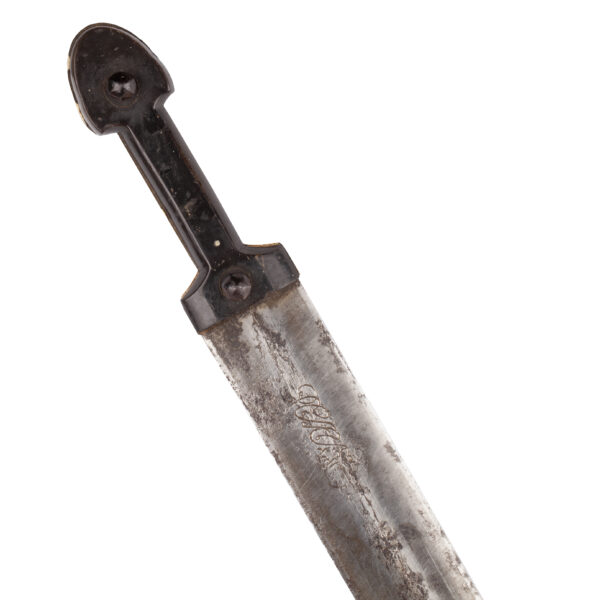 Lot 0314 <br/>A Caucasian Chechen Daghestanian Kindjal dagger <br/>Estimate: 400-500€ - Image 2