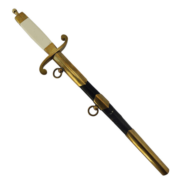 Lot 0317 <br/>A Russian Imperial Navy Dagger, Model 1810, F.W. Höller, Solingen <br/>Estimate: 3000-3500€ - Image 2