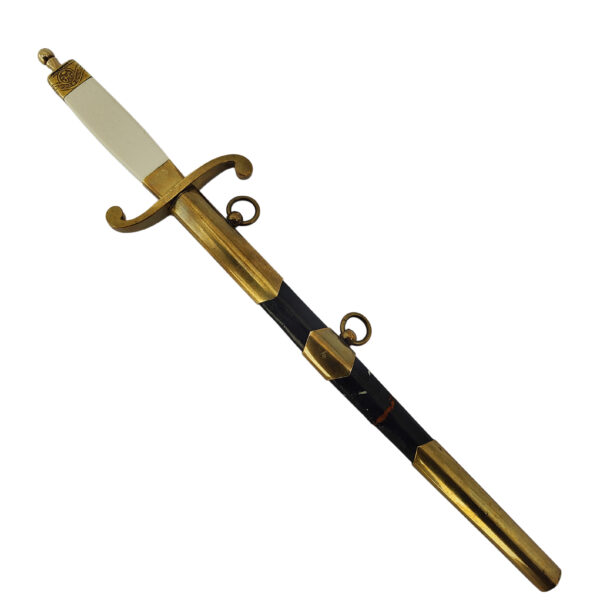 Lot 0317 <br/>A Russian Imperial Navy Dagger, Model 1810, F.W. Höller, Solingen <br/>Estimate: 3000-3500€ - Image 12