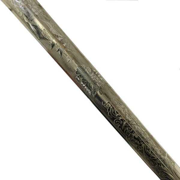 Lot 0317 <br/>A Russian Imperial Navy Dagger, Model 1810, F.W. Höller, Solingen <br/>Estimate: 3000-3500€ - Image 6