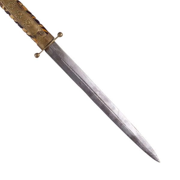 Lot 0328 <br/>A Chinese Kuomintang 1940’s dagger <br/>Estimate: 500-600€ - Image 7