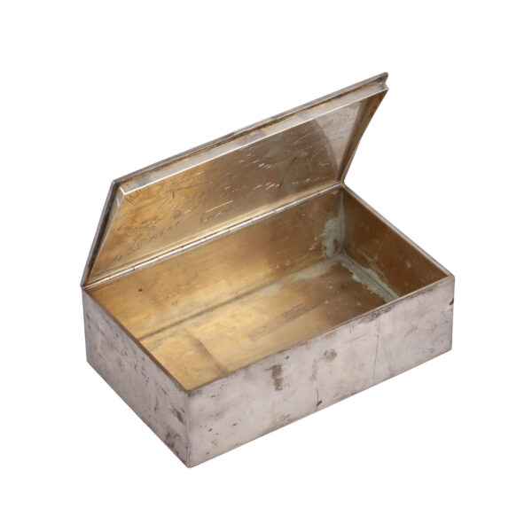 Lot 0038 <br/>An Estonian silver cigar box, 1919 <br/>Estimate: 2000-2500€ - Image 3