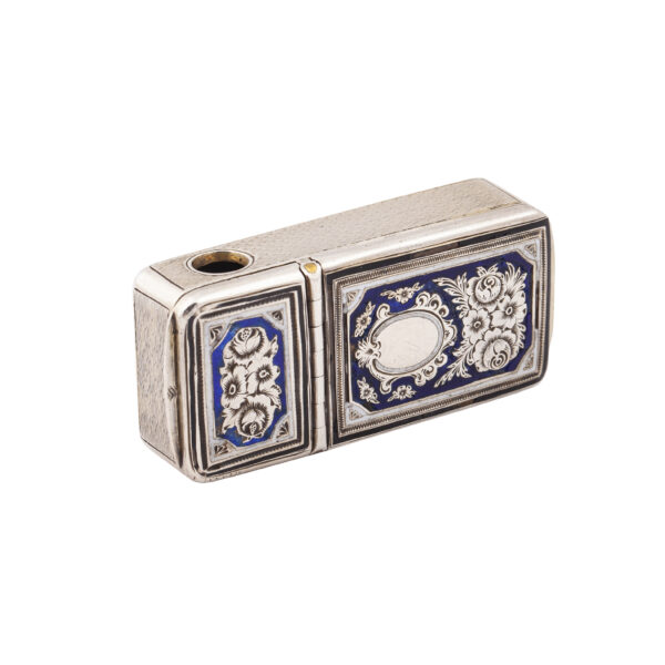 Lot 0044 <br/>An interesting Russian silver-gilt and enamel match holder <br/>Estimate: 500-700€ - Image 3