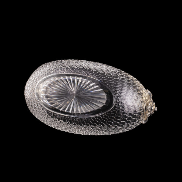 Lot 0057 <br/>A rare Faberge art-nouveau style silver and cut crystal kovsh "Mermaid" <br/>Estimate: 25000-35000€ - Image 8