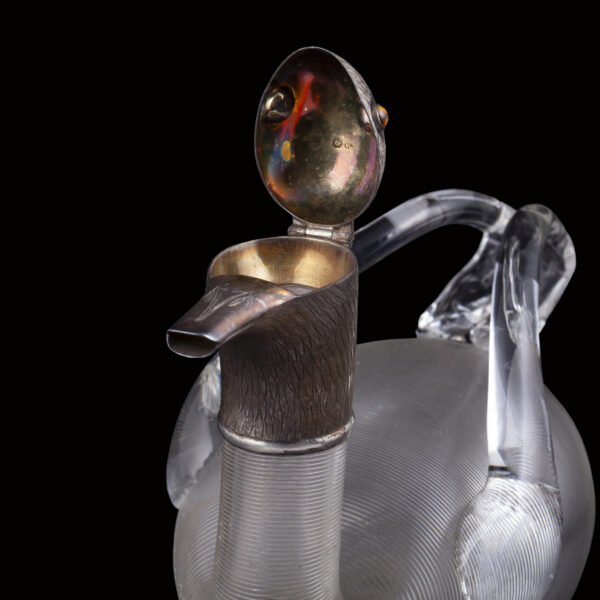 Lot 0058 <br/>An interesting Russian decanter in the shape of a duck <br/>Estimate: 12000-15000€ - Image 3