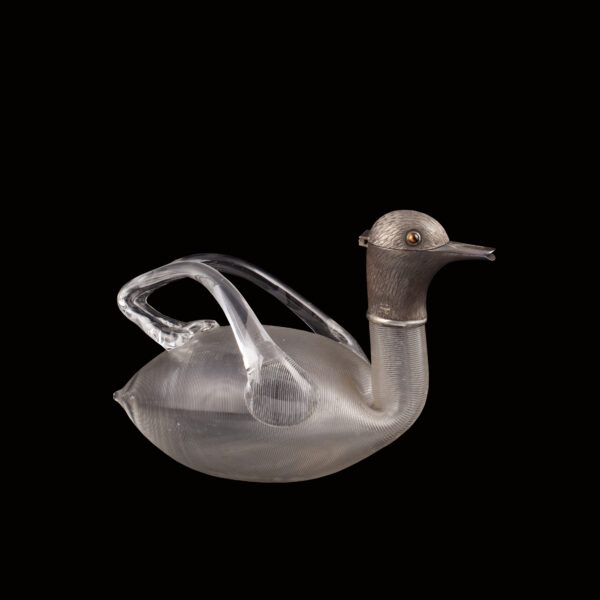 Lot 0058 <br/>An interesting Russian decanter in the shape of a duck <br/>Estimate: 12000-15000€ - Image 4