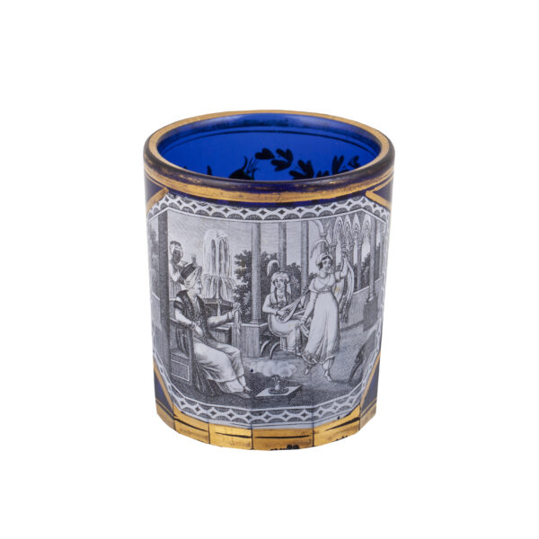 Lot 0069 <br/>A Russian glass beaker with an arabic motif lithography <br/>Estimate: 2500-3500€