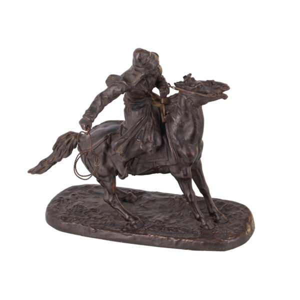 Lot 0006 <br/>A Russian bronze composition “Little Kyrgyz or Bashkir the herdsman” <br/>Estimate: 2000-3000€ - Image 2