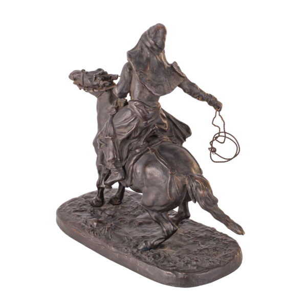 Lot 0006 <br/>A Russian bronze composition “Little Kyrgyz or Bashkir the herdsman” <br/>Estimate: 2000-3000€ - Image 5