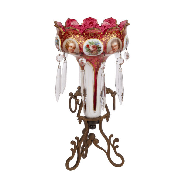 Lot 0090 <br/>19th-century Bohemian ruby glass lustre with enamelled portraits and prismatic droppers <br/>Estimate: 500-600€ - Image 2