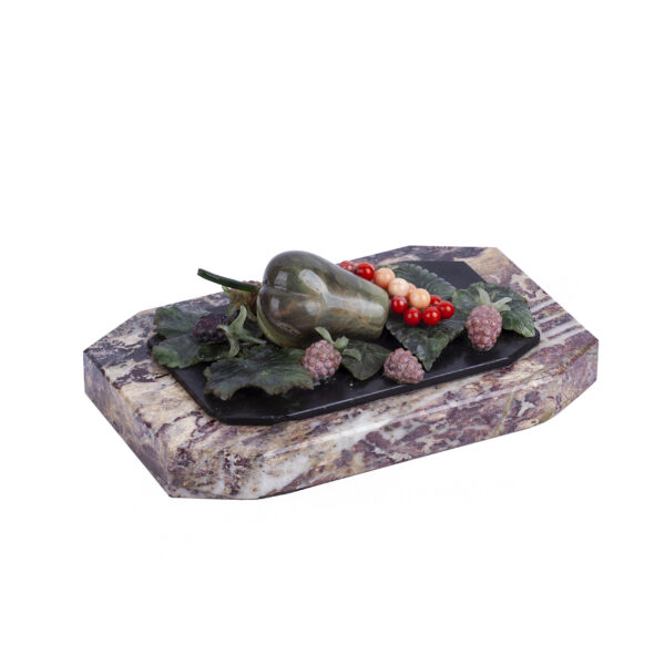 Lot 0097 <br/>An interesting paperweight "Berrys still life" with Ural gemstones <br/>Estimate: 3000-3500€