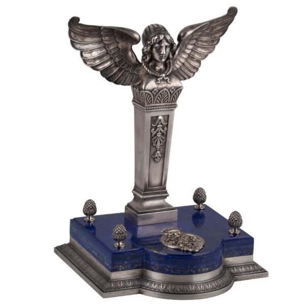 Lot 0098 <br/>An impressive Faberge cast silver and lapis lazuli composition <br/>Estimate: 20000-25000€