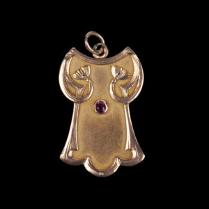 Lot 0124 <br/>Karl Gahn. Gold Pendant with Official Archival Sketch <br/>Estimate: 700-900€