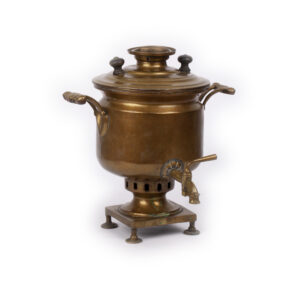 Lot 0197 <br/>Authentic 19th-century Miniature Travel Samovar <br/>Estimate: 500-600€