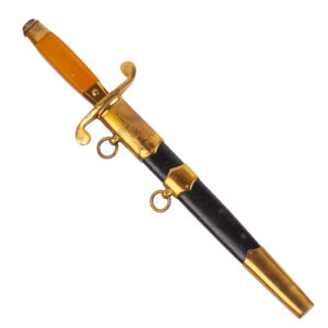 Lot 0217 <br/>Soviet Army Dagger. Made in 1957 <br/>Estimate: 400-500€