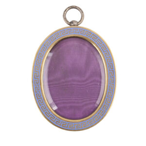 Lot 0064 <br/>Russian Silver-Gilt and Champlevé Enamel Travel Frame <br/>Estimate: 1000-1200€