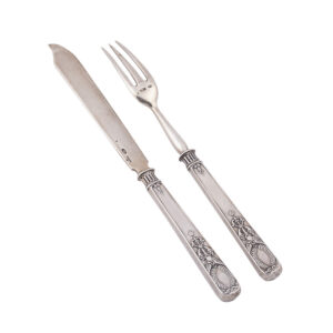 Lot 0069 <br/>Faberge Silver Egoist Fish Set in Neoclassical Style <br/>Estimate: 500-600€