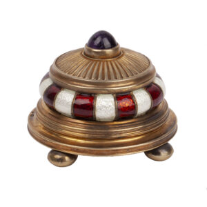 Lot 0089 <br/>Silver and Guilloché Enamel Table Bell Push by Mikhail Perchin <br/>Estimate: 5000-7000€