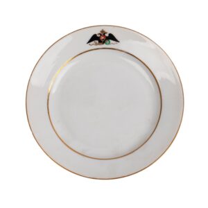 Lot 0134 <br/>Russian Imperial Porcelain Factory Plate from the Gatchina Palace Service, St Petersburg, 1909 <br/>Estimate: 300-400€