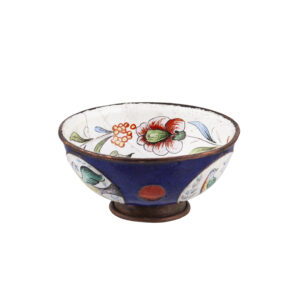 Lot 0151 <br/>Russian Enamelled Copper Bowl
Usolye (Solvychegodsk),18th century <br/>Estimate: 5000-7000€