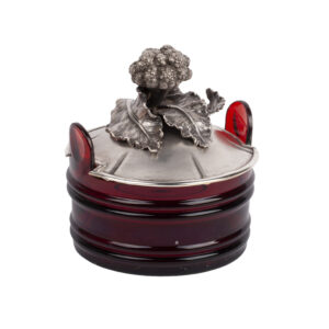 Lot 0188 <br/>Bragin Covered Jar in the Form of an Ushat, St Petersburg, 1892 <br/>Estimate: 4500-6000€