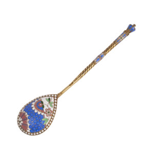 Lot 0225 <br/>Russian Art-Noveau Style Tea Spoon. Makers Mark of "EA". Moscow <br/>Estimate: 200-250€