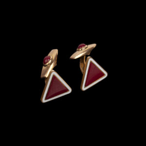 Lot 0250 <br/>Faberge Gold and Enamel Cufflinks by Oskar Pihl <br/>Estimate: 3000-3500€