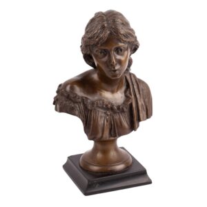 Lot 0025 <br/>VLADIMIR BEKLEMISHEV (1861–1920), FEMALE BUST <br/>Estimate: 7000-9000€