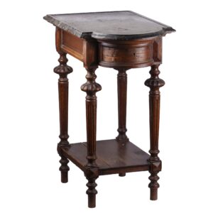 Lot 0284 <br/>Antique Russian Samovar Table <br/>Estimate: 750-1000€