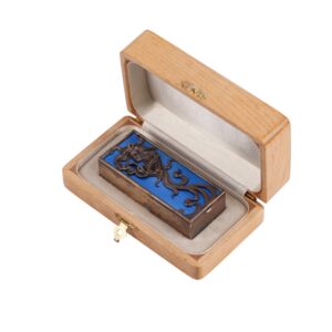 Lot 0038 <br/>Fabergé - Silver-Gilt and Guilloché Enamel Match Holder, Moscow, 1899–1908, Original Case <br/>Estimate: 5000-7000€