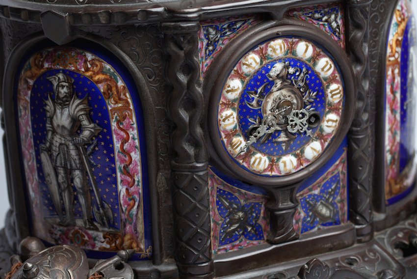 Russian fireplace clock with candlesticks — image 3