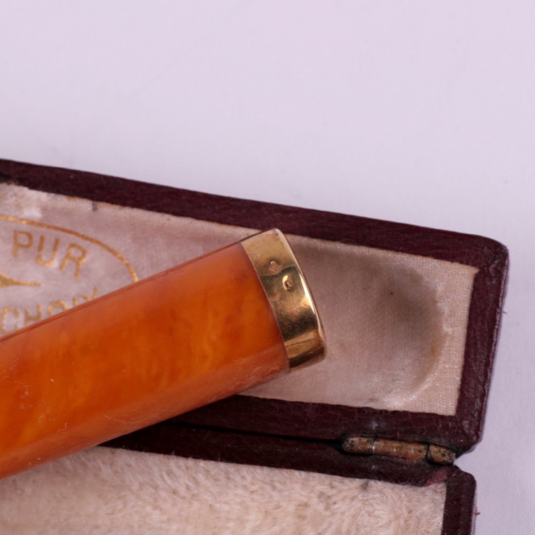 Amber mouthpiece. — image 2