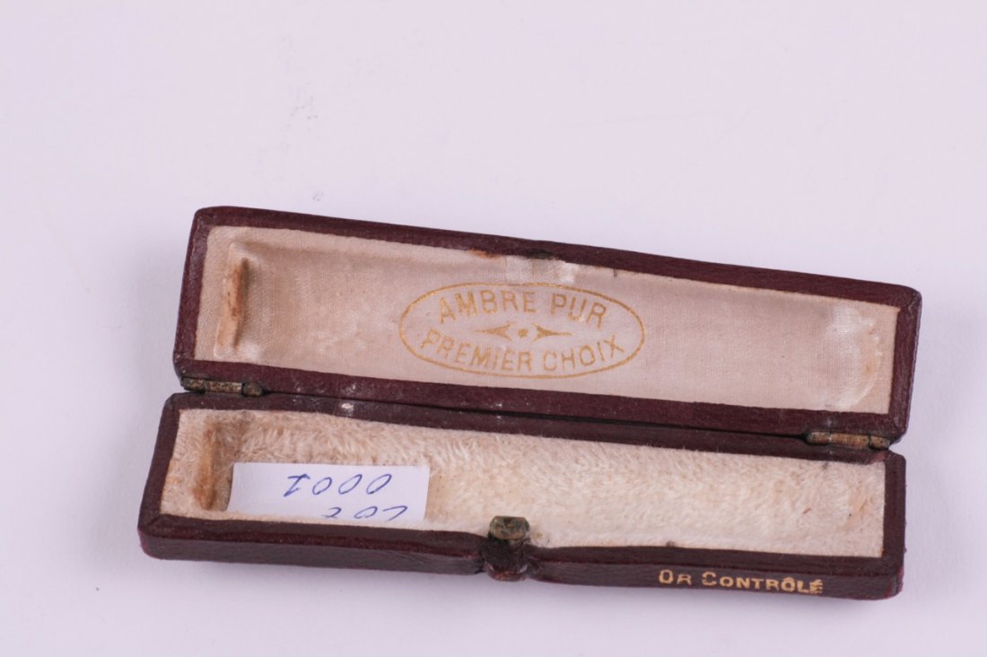 Amber mouthpiece. — image 3