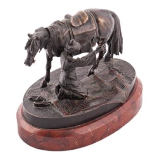 Russian bronze sculpture "Praying moslem" — image 2
